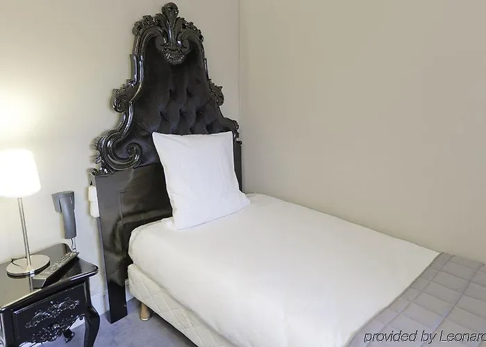 Annexe Hotel Paříž